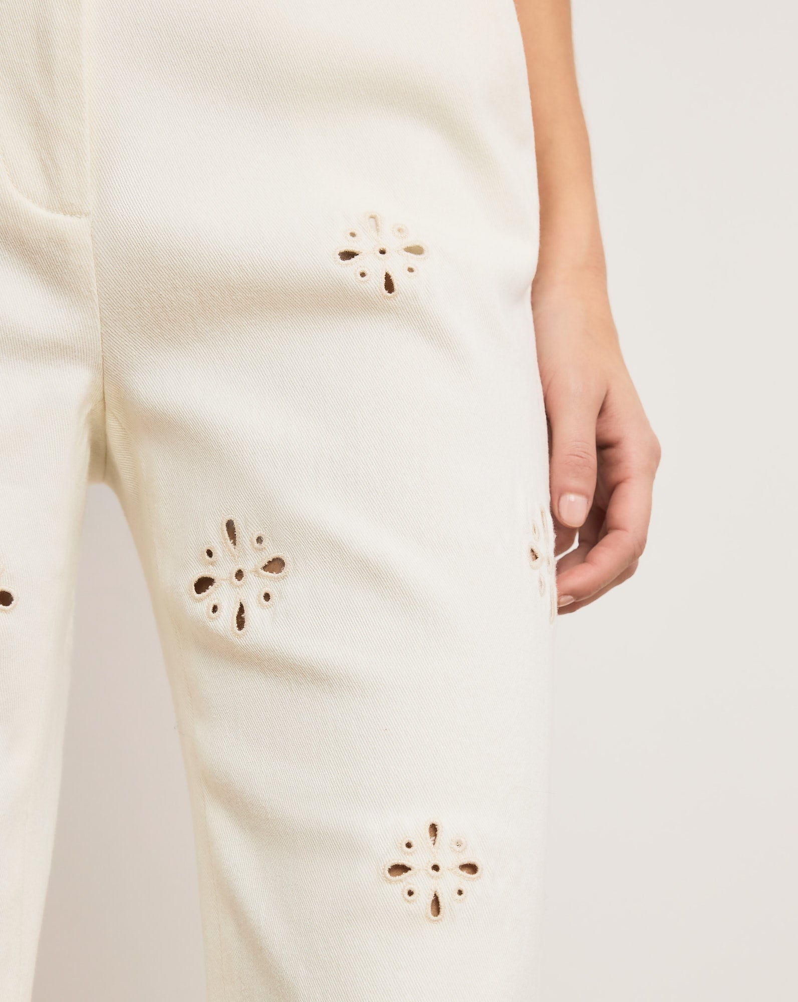 Komi Eyelet Pant