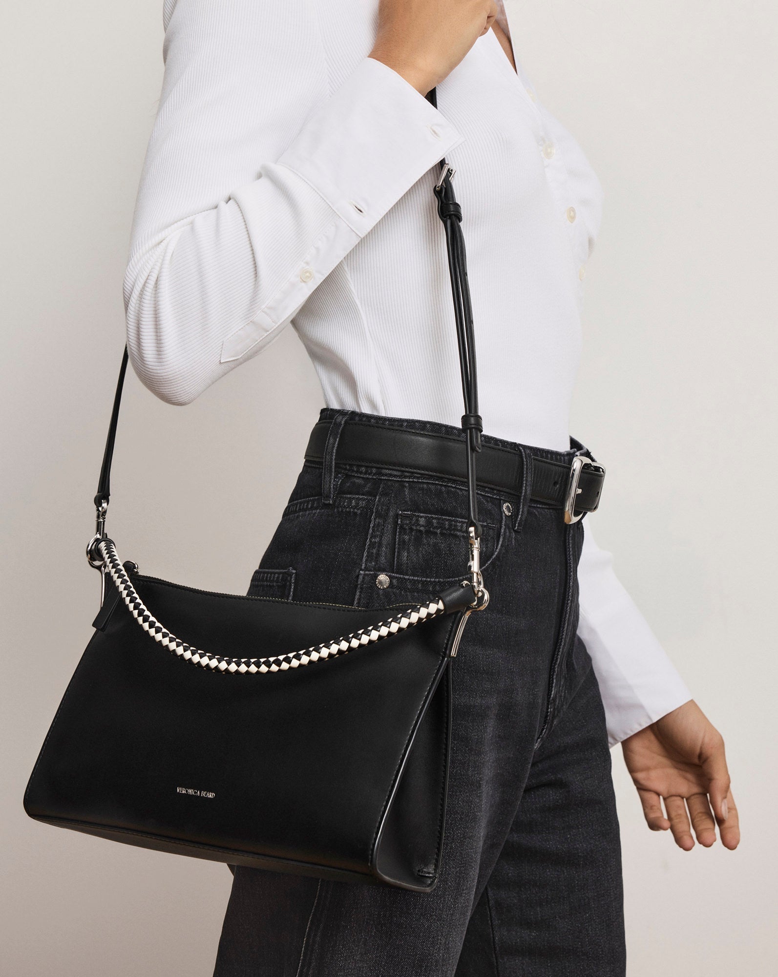 Small Vida Shoulder Bag